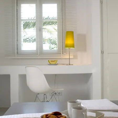 Kapetan Tasos Aparthotel Pollonia