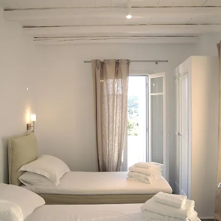 Aparthotel Kapetan Tasos 4*