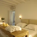 Kapetan Tasos 4*