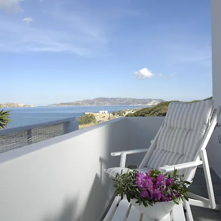 Kapetan Tasos 4* Pollonia