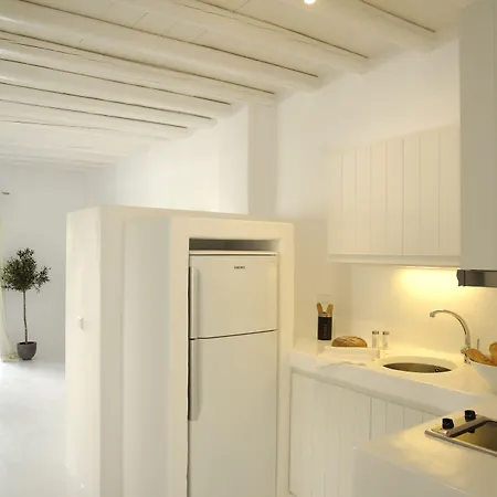 Kapetan Tasos Πολλώνια