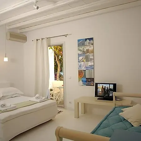 Kapetan Tasos Aparthotel Pollonia